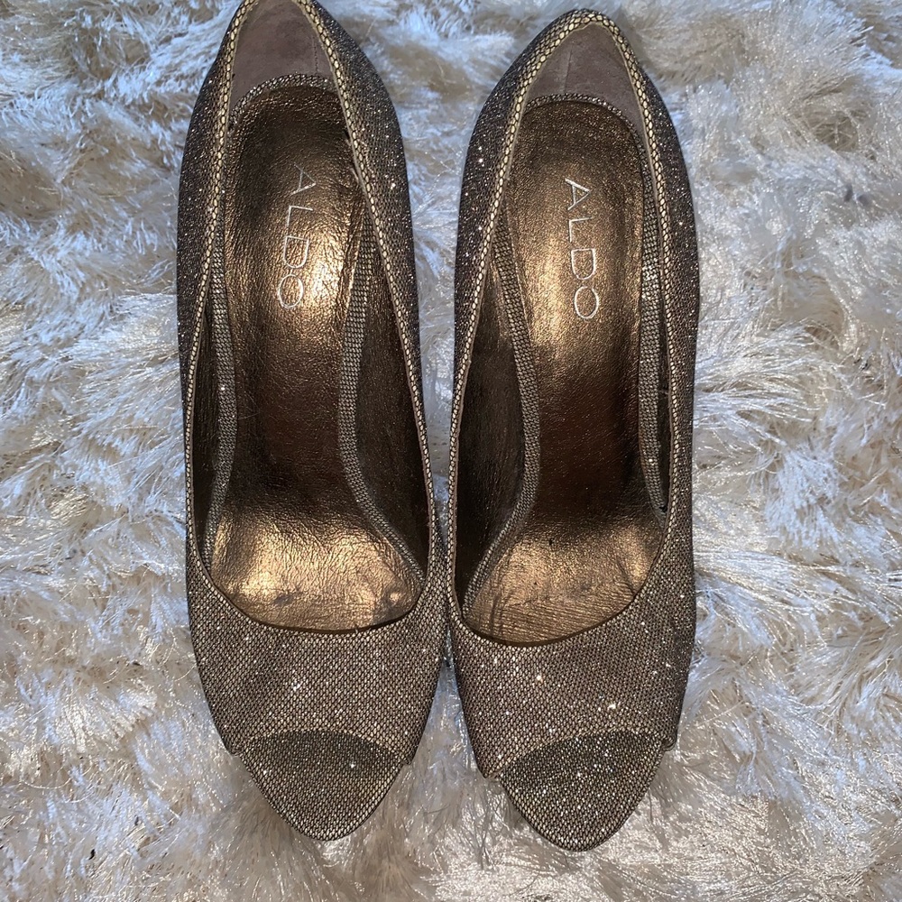 Aldo glitter platform heel peep toe - size 7.5